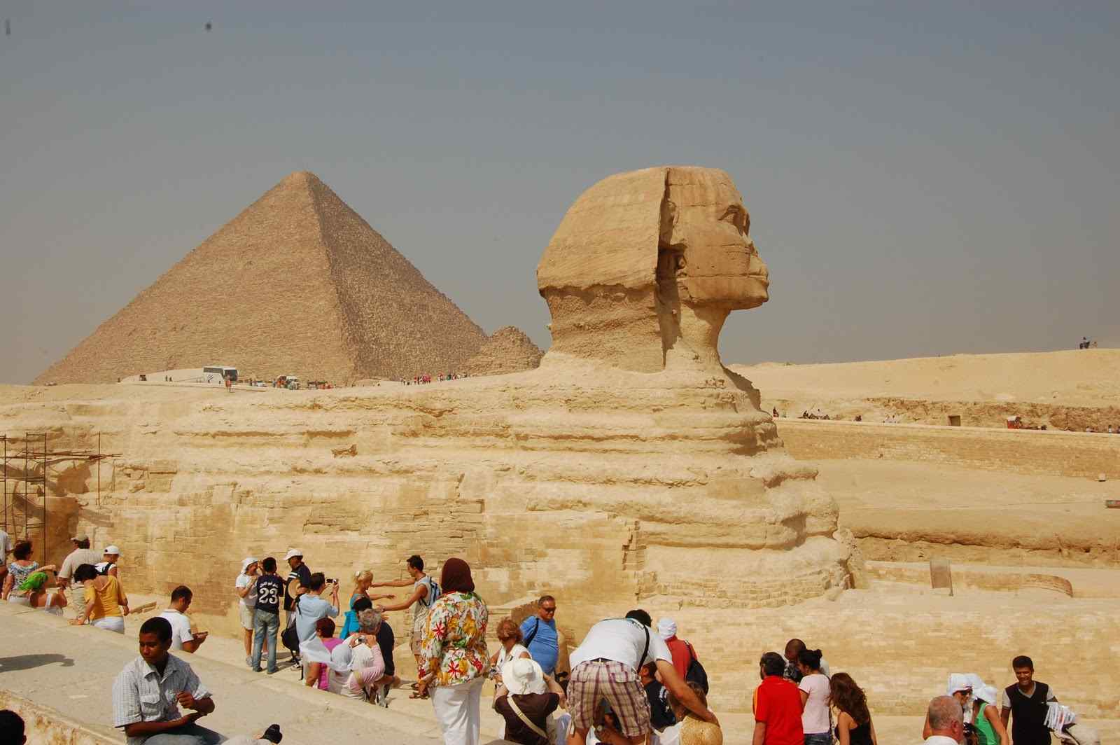 cairo pyramids tour guide